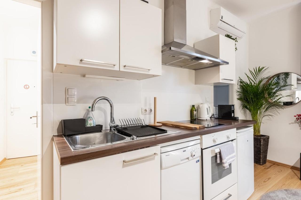 Cozy Studio Apartment Located In Vienna'S Vibrant City Center 외부 사진